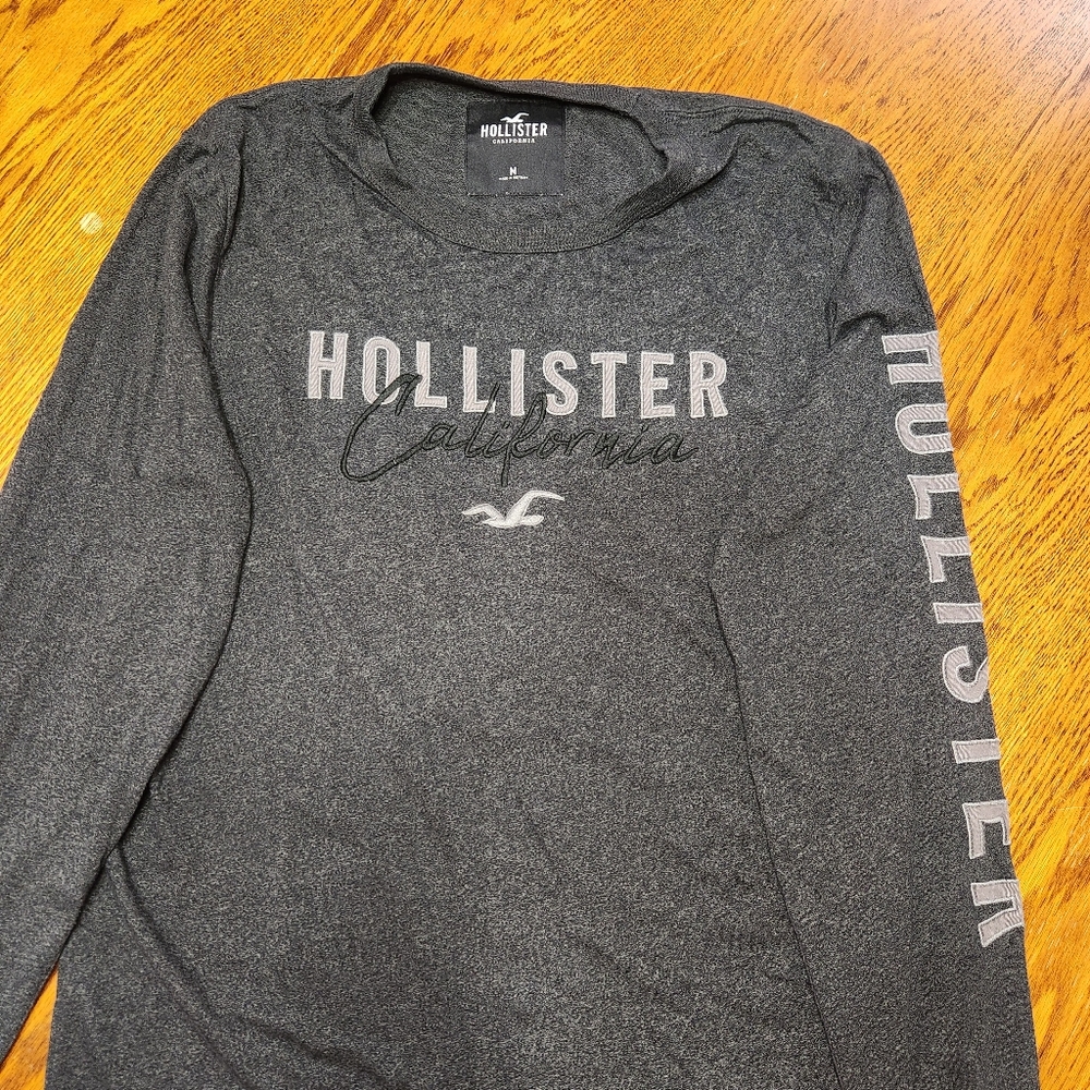 Hollister Gray Long Sleeve Tee